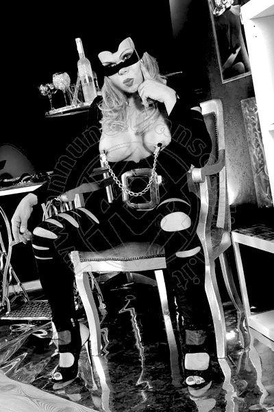 Foto Lady Ale Cavallona  Mistresstrans Legnano
