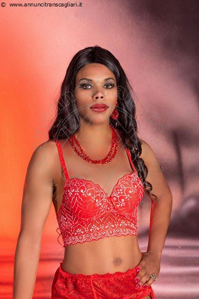 Foto Naomi Fire  Transescort Isernia